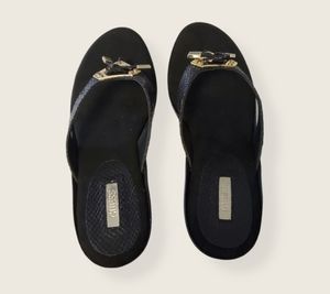 GUESS gwXANDIE Black Wedge Sandals 10M